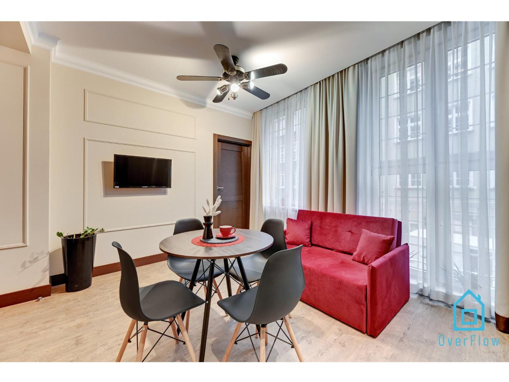 Luna Premium At Old Town Apartment
