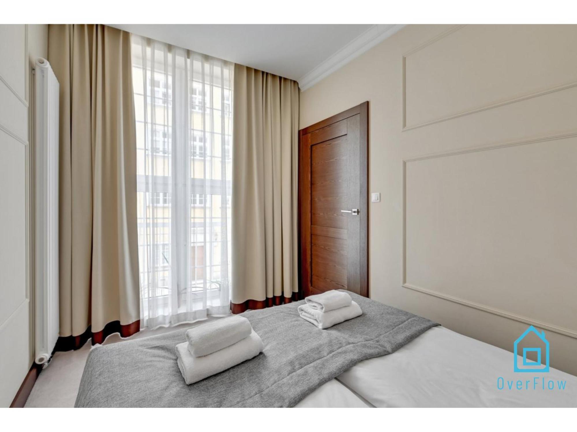 Luna Premium At Old Town Apartment